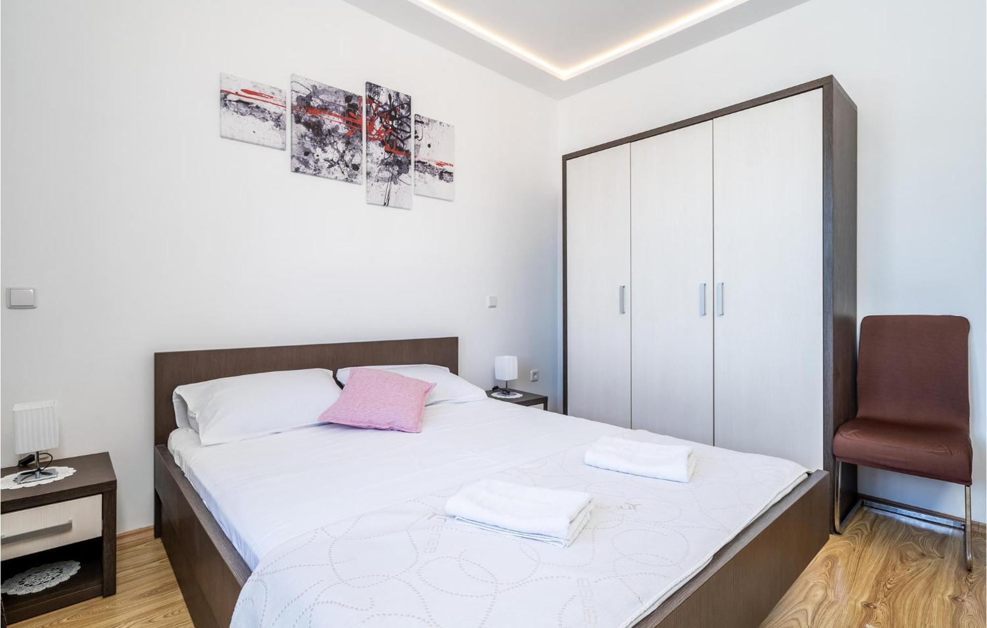 Gorgeous Home In Janjina With Sauna Zewnętrze zdjęcie