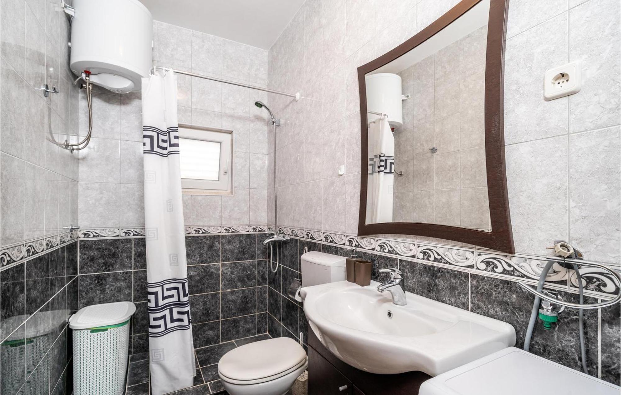 Gorgeous Home In Janjina With Sauna Zewnętrze zdjęcie